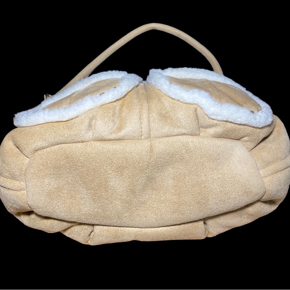 Vintage Y2K The GAP Shearling Velvet  Tan Shoulder Purse Shoulder Bag - Picture 4 of 8